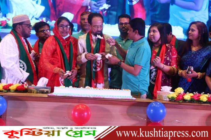 দৈনিক সত্যখবর পত্রিকার জাঁকজমকপূর্ণ অনুষ্ঠানের মধ্যে যুগপূর্তি উদযাপন