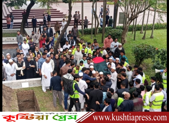 জাতীয় কবি কাজী নজরুলের সমাধিসৌধের পাশে চিরনিদ্রায় শায়িত হলেন ওসমান হাদি